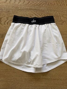 ALO Match Point Skort in white - xs